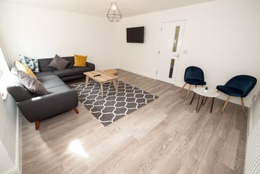 6 bed house, Raddlebarn Court, Selly Oak, Selly Park, Birmingham, B296HE - Image 2