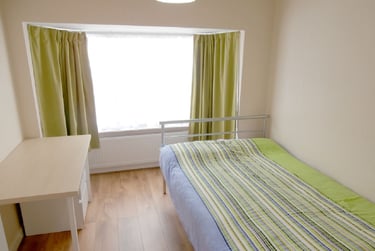 4 bed house, Rachel Gardens, Selly Oak, Selly Park, Birmingham, B296NY - Image 4