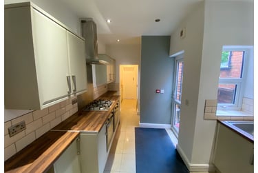 7 bed house, Dawlish Road, Selly Oak, Selly Park, Birmingham, B297AR - Image 2