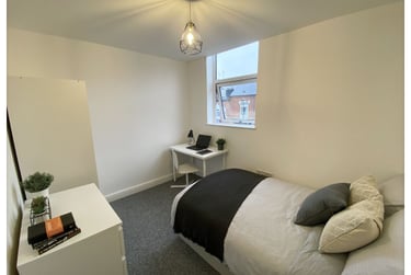 7 bed house, Dawlish Road, Selly Oak, Selly Park, Birmingham, B297AR - Image 4