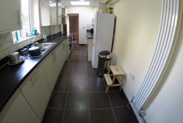 4 bed house, Umberslade Road, Selly Oak, Stirchley, Birmingham, B297SG - Image 2