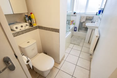 2 bed flat, Blenheim Court, Harborne, Harborne, Birmingham, B179TL - Image 3