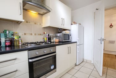 2 bed flat, Blenheim Court, Harborne, Harborne, Birmingham, B179TL - Image 6
