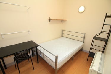 2 bed flat, Foxrose Court, Sneinton, Hockley, Nottingham, NG31JB - Image 10