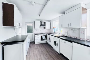 7 bed flat, Ingham Grove, Lenton, Lenton, Nottingham, NG72LQ - Image 1