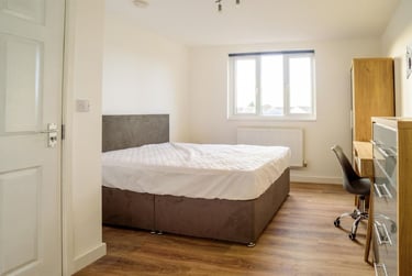 8 bed house, Queens Road, Beeston, Beeston, Nottingham, NG92GS - Image 3
