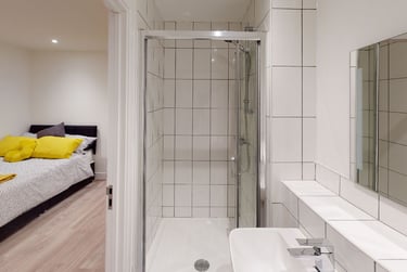 4 bed house, Raddlebarn Court First Floor, Selly Oak, Selly Park, Birmingham, B297AT - Image 6