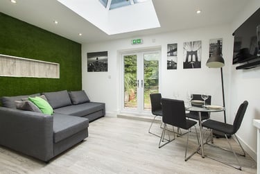 6 bed house, Cottesmore Road, Lenton, Lenton, Nottingham, NG71QE - Image 2