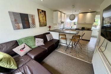 5 bed house, Leahurst Crescent (D), Harborne, Harborne, Birmingham, B170LG - Image 2