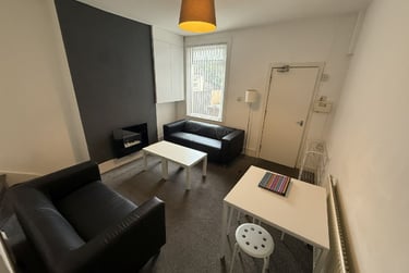 1 bed house, Ednaston Road (D), Dunkirk, Dunkirk, Nottingham, NG72JF - Image 2