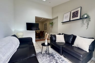 5 bed house, Leeson Walk (D), Harborne, Harborne, Birmingham, B170LU - Image 2