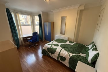 4 bed house, Johnson Road, Lenton, Lenton, Nottingham, NG72BX - Image 4