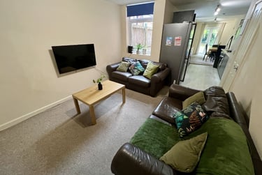 1 bed house, Heeley Road (F), Selly Oak, Selly Park, Birmingham, B296EN - Image 2