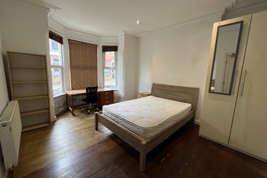 1 bed house, Derby Grove (S), Lenton, Radford, Nottingham, NG71PE - Image 9