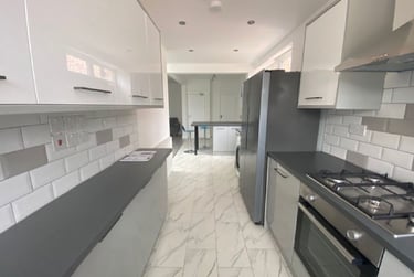 7 bed house, Queens Road (D), Beeston, Beeston, Nottingham, NG92FF - Image 10