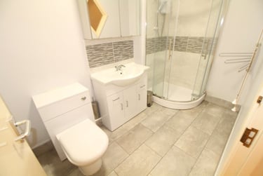 2 bed flat, Foxrose Court, Sneinton, Hockley, Nottingham, NG31JB - Image 4