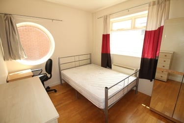 2 bed flat, Foxrose Court, Sneinton, Hockley, Nottingham, NG31JB - Image 5