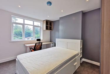 6 bed house, Lower Road - Room 4, Beeston, Lenton Abbey, Nottingham, NG92GL - Image 13