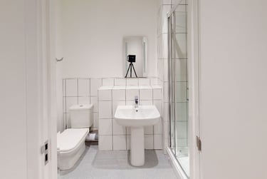 10 bed house, Raddlebarn Court (10), Selly Oak, Selly Park, Birmingham, B297AT - Image 5