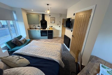 1 bed studio, G 71 Raddlebarn Road, Selly Oak, Selly Park, Birmingham, B297DA - Image 1