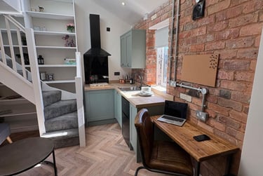 1 bed studio, U 71 Raddlebarn Road, Selly Oak, Selly Park, Birmingham, B297DA - Image 1