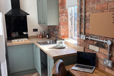 1 bed studio, U 71 Raddlebarn Road, Selly Oak, Selly Park, Birmingham, B297DA - Image 6