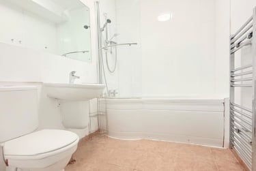 4 bed house, Alfreton Road,, Radford, Nottingham, NG73NS - Image 11