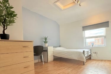 4 bed house, Alfreton Road,, Radford, Nottingham, NG73NS - Image 8