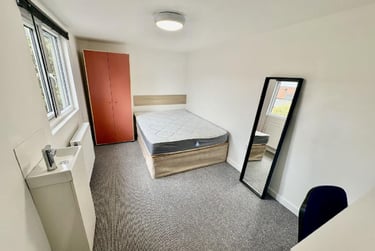 5 bed house, Watkin Street (D),, Hockley, Nottingham, NG31DL - Image 6