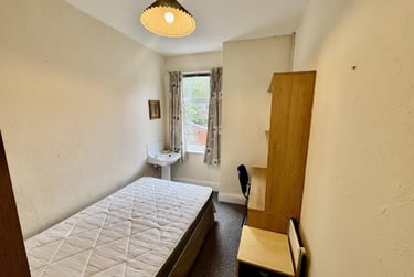 5 bed house, Watkin Street (D),, Hockley, Nottingham, NG31DL - Image 9