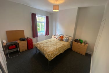 4 bed house, Dawlish Road, Selly Oak, Selly Park, Birmingham, B297AH - Image 2