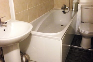 6 bed house, Frederick Grove, Lenton, Lenton, Nottingham, NG71SG - Image 4