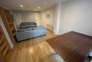 6 bed house, Frederick Grove, Lenton, Lenton, Nottingham, NG71SG - Image 5