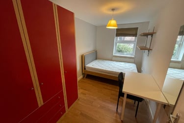 4 bed flat, Chapel Court, Lenton, Lenton, Nottingham, NG71HP - Image 5