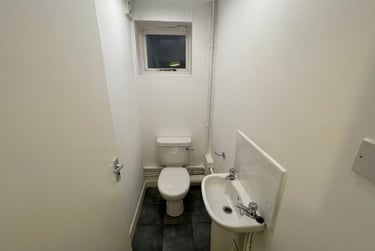 4 bed flat, Chapel Court, Lenton, Lenton, Nottingham, NG71HP - Image 7