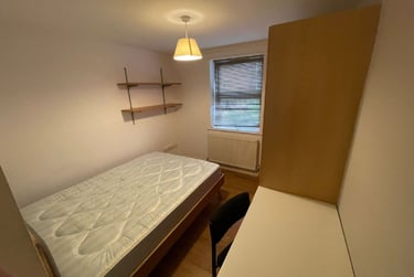 4 bed flat, Chapel Court, Lenton, Lenton, Nottingham, NG71HP - Image 8