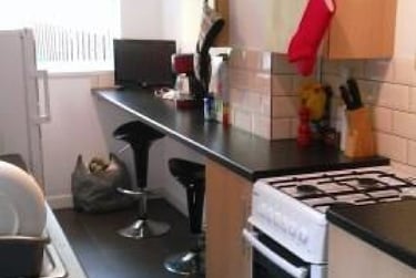 4 bed house, Teignmouth Road, Selly Oak, Selly Park, Birmingham, B297AX - Image 4