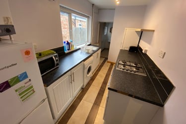 4 bed house, Exeter Road, Selly Oak, Selly Park, Birmingham, B296EU - Image 3