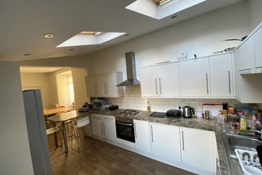 6 bed house, Dartmouth Road, Selly Oak, Selly Park, Birmingham, B296DR - Image 2