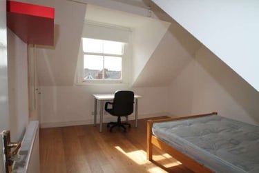 10 bed house, Derby Road, Lenton, Lenton, Nottingham, NG71QN - Image 3