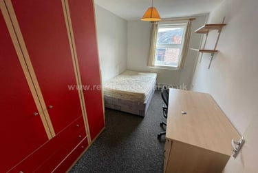 4 bed flat, Chapel Court, Lenton, Lenton, Nottingham, NG71HP - Image 6