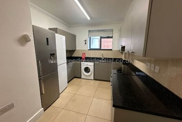 6 bed flat, E Arthur Avenue, Lenton, Lenton, Nottingham, NG72HE - Image 2