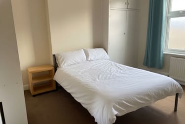 4 bed house, City Road, Dunkirk, Dunkirk, Nottingham, NG72JL - Image 1