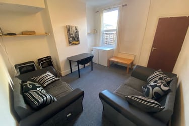 4 bed house, Heeley Road, Selly Oak, Selly Park, Birmingham, B296DP - Image 1