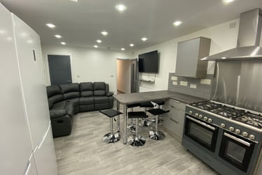 5 bed house, Teignmouth Road, Selly Oak, Selly Park, Birmingham, B297AY - Image 2