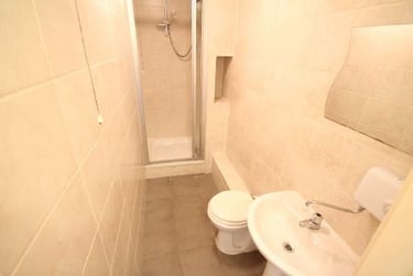 1 bed studio, Arthur Avenue, Lenton, Lenton, Nottingham, NG72EL - Image 5