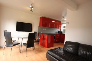 3 bed house, Water Mill Close, Selly Oak, Selly Park, Birmingham, B296TS - Image 1