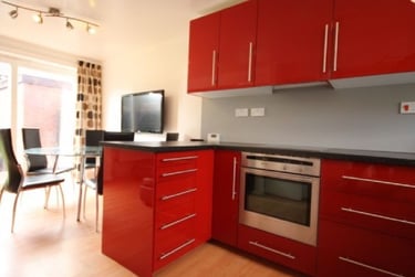 3 bed house, Water Mill Close, Selly Oak, Selly Park, Birmingham, B296TS - Image 2