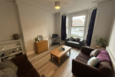 5 bed flat, Lenton Boulevard, Lenton, Lenton, Nottingham, NG72FQ - Image 1