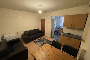 4 bed house, Beeston Road, Dunkirk, Dunkirk, Nottingham, NG72JP - Image 1